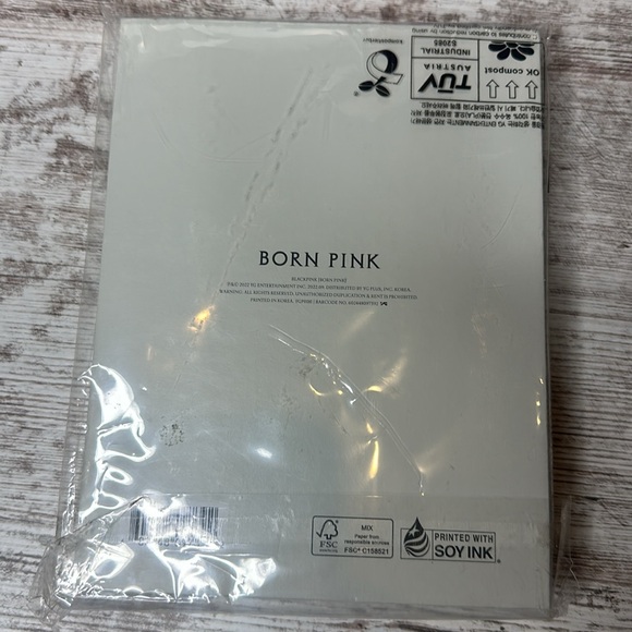 Blackpink Born Pink 3 version Set NWT - Picture 7 of 7